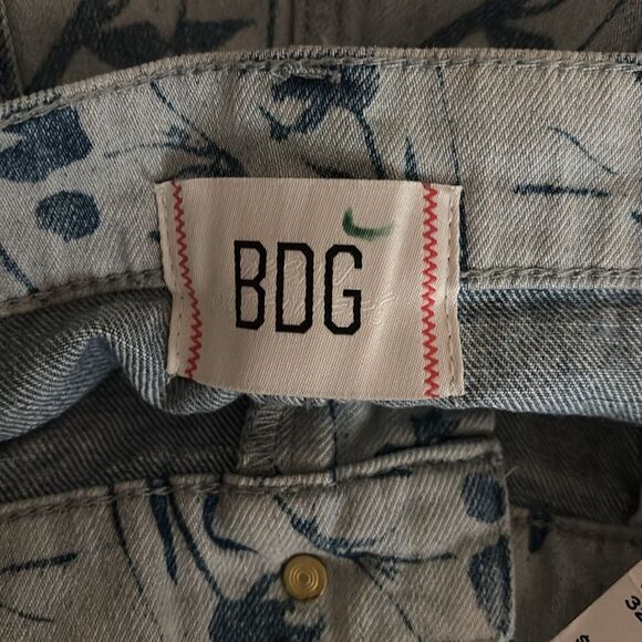NWT BDG “Low A-Wide” Print Jeans - Picture 5 of 5